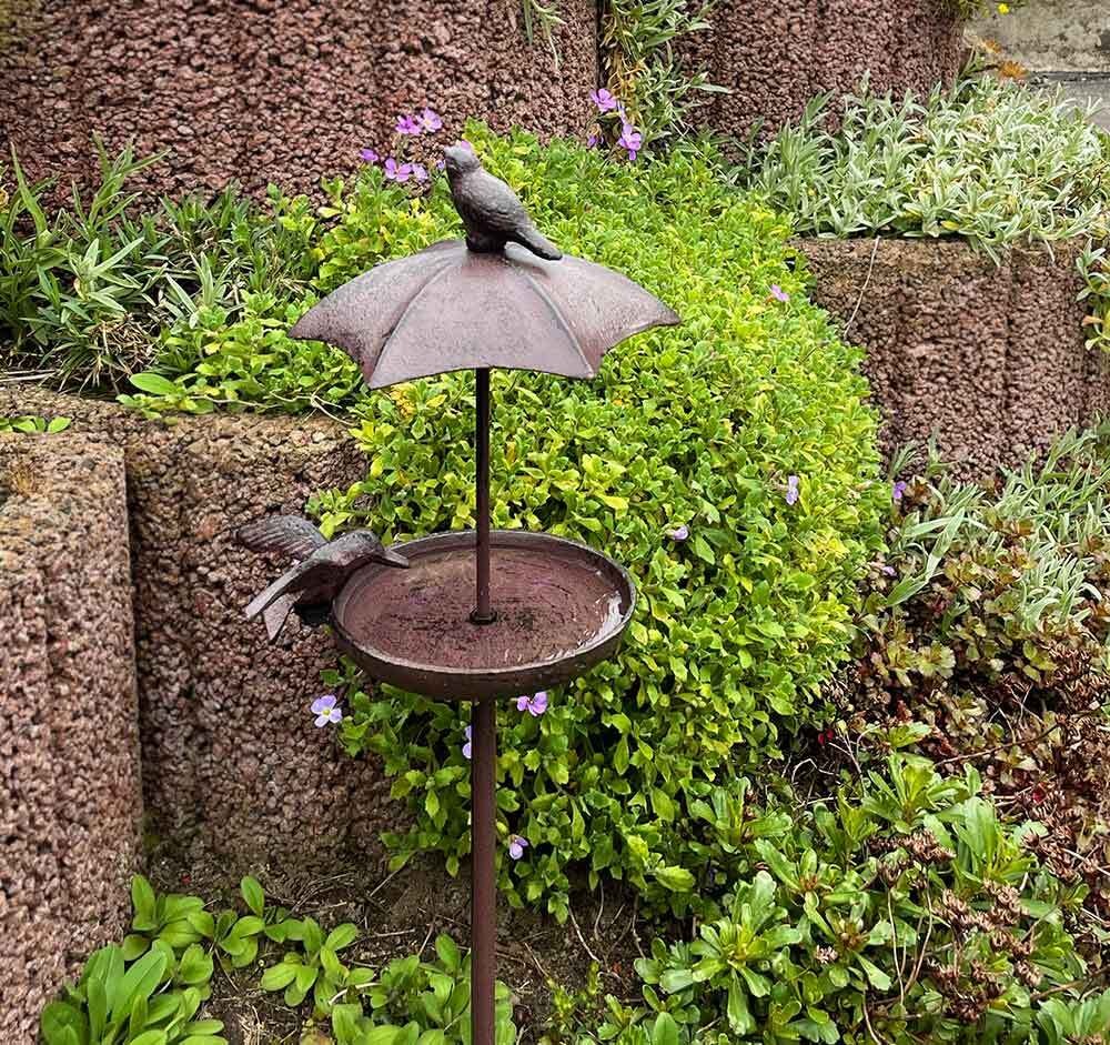 Vogeltränke Schirm Gartenstecker Vogelbad mit Dach Futterstation 112cm